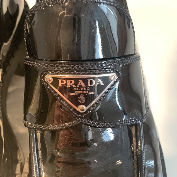 PRADA LOGO LOAFERS - Picture 4 of 7